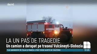 Accident la Vulcăneşti. Un TIR a derapat de pe traseu şi a ajuns într-un şanţ