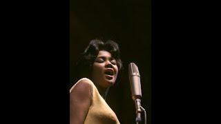 NANCY WILSON "SOPHISTICATED LADY" (Duke Ellington) BEST HD QUALITY