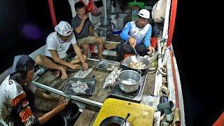 MAKIN PUAS!!! SORE STRIKE IKAN MALAM NYA CUMI CUMI LANGSUNG MASAK DI ATAS PERAHU - DAY 2 PART 2