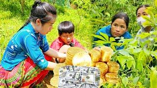 The two sisters went to dig a jar of money to bring back, will everything go well?