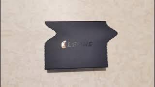 Leone leather: A Premium Chèvre leather wallet.