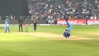 Axar Patel smashes a huge six in the 2nd T20I between India vs Sri Lanka at Pune