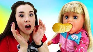 Кукурузные палочки КОРОЛЕВСКИЕ для Эмили! - Новое видео про куклы и игрушки для девочек
