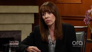 Mackenzie Phillips has no regrets about revealing incestuous relationship with her father