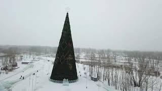 Видео с высоты:самая высокая ёлка в Красноярске