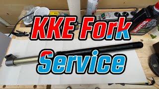 Surron KKE Fork Service // Seal Replacement [ Subtitles ]