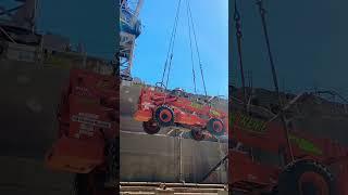 Rigging Telehandler out of the Dry Dock. #viral  #viralshort  #rigging