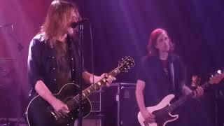 Soul Asylum - Black Gold/Runaway Train (Live in Montréal)