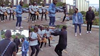 Emoney, Kcee & Okwesilieze Group Dancing Ogene As Emoney Rain Money 
