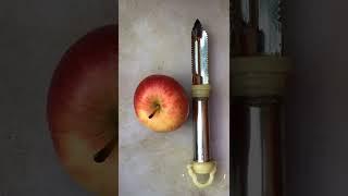 Easy way to eat apple without cutting | Apple hacks | Apple tricks | Apple tips #shorts #apple