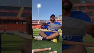 Rohit sharma stick sticker in his bat #shorts #ipl2024 #viratkohli