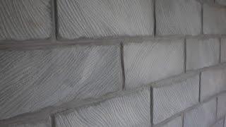 Кирпичная стена из потолочной плитки. Brick wall from ceiling tiles