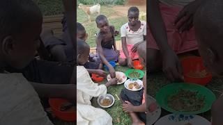 African village life/ African kids having lunch #shortfeed #africa