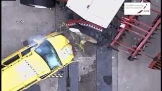 Catastrophic crash test: car versus tractor at 75 km/h