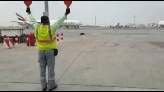 BOEING 777-3 EMIRATES AIRCRAFT MARSHALLING