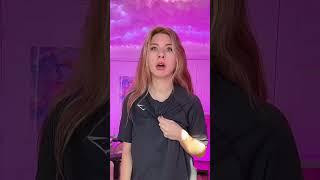 Black top big T-shirt Billie Eilish transition