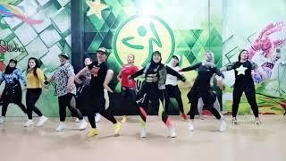 Zumba Dangdut || SEPERTI MATI LAMPU - NASSAR- ANDI,YOGIE,GIO WITH CONRAD || Hazar JLStudio