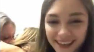 Turkish girls kissing on periscope live