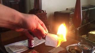 The Burn Test Raw rolling papers vs Zig Zag rolling papers