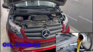 Mercedes-Benz Vito TOURER Full Service Job.(change oil and filters guide)