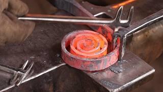 Blacksmithing - Forging the spiral Scrolls - Yellin gate project part 3