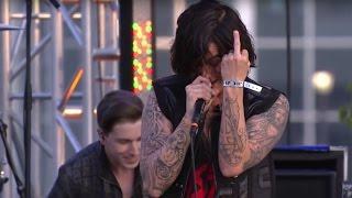 APMAs 2014: Sleeping With Sirens - "If You Can't Hang"