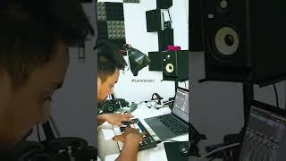 N Marc Live looping new future rave, techno track in Ableton Live, Launchkey Mini MK3