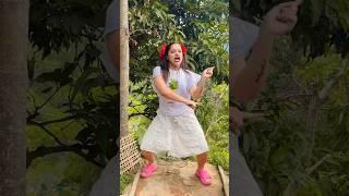 Menokar New Dance #sekhorkhaiti #ytshorts #menoka #funnyshorts #chayadeka