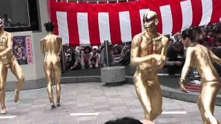 第33回(2010年)大須大道町人祭「金粉ショー(ふれあい広場会場)大駱駝艦」2/3