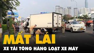 Xe tải mất lái tông hàng loạt xe máy trên cầu Thị Nghè, TP.HCM