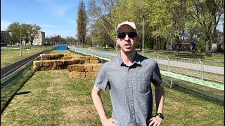 What is the best way through the hay bales at 2024 World Cross Country?