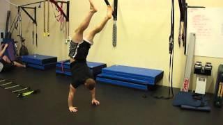 Clapping handstand pushup