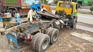 This truck was accident due to overload the truck hydraulic scissor hoist was fully damaged