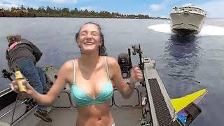 90 Idiots In Boats Caught On Camera !