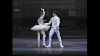 The Sleeping Beauty [7] - Act 3 Pas de deux - Lisa-Maree Cullum, Roberto Bolle