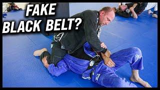 BJJ Professor Makes Black Belt Look Like A White Belt