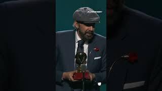 #JuanLuisGuerra hizo una especial dedicatoria de su #LatinGRAMMY Álbum del Año