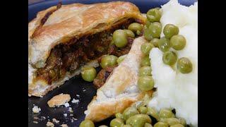 how to make Steak and Onion Curry Pies | Aussie girl can cook