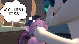 TWILIGHT SPARKLES FIRST KISS WTF MY LITTLE PONY RIDE COMIC DUBS