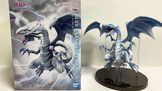 Unboxing Yu-Gi-Oh! Duel Monsters Blue Eyes White Dragon Figure