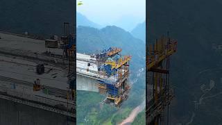 HIGH-ALTITUDE BRIDGE CONSTRUCTION || NAQING EXPRESSWAY LIUZHI BRIDGE #bridge#engineering #expressway