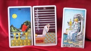 How to Read Tarot Cards: Connecting the Cards