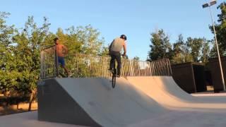 Downside tailwhip, opposite downside tailwihp, 360 barespin