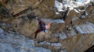 Pilot Mountain - Mr. Henar (5.12a/b)