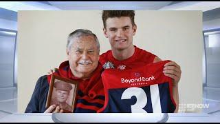 Bayley Fritsch (Melbourne) v Nic Newman (Carlton) - Lou's Handball - 2022 Round 7 - SFS - AFL