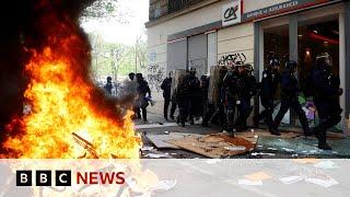 Protests in France over pension reforms enter eleventh day - BBC News