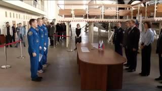 Expedition 31 Crew Trains for Launch