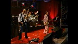 King Crimson - "Thela Hun Ginjeet" on "Fridays" (12/4/81) - Audio from the ABC network feed