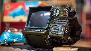 Assembling the Fallout 76 Pip-Boy Kit!