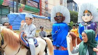 Arak Ondel ondel Keliling Kampung, Pengantin Sunat Naik Kuda ~